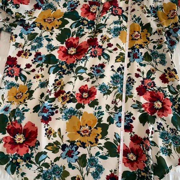 Van Heusen Floral Print Blouse - Picture 16 of 16